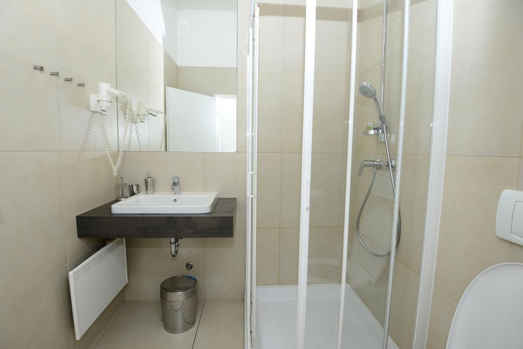 Galeria Rooms Liubliana Habitación foto