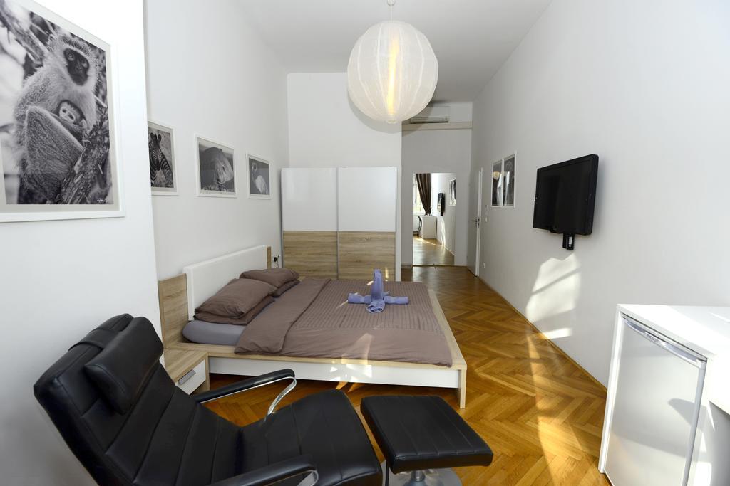 Galeria Rooms Liubliana Habitación foto